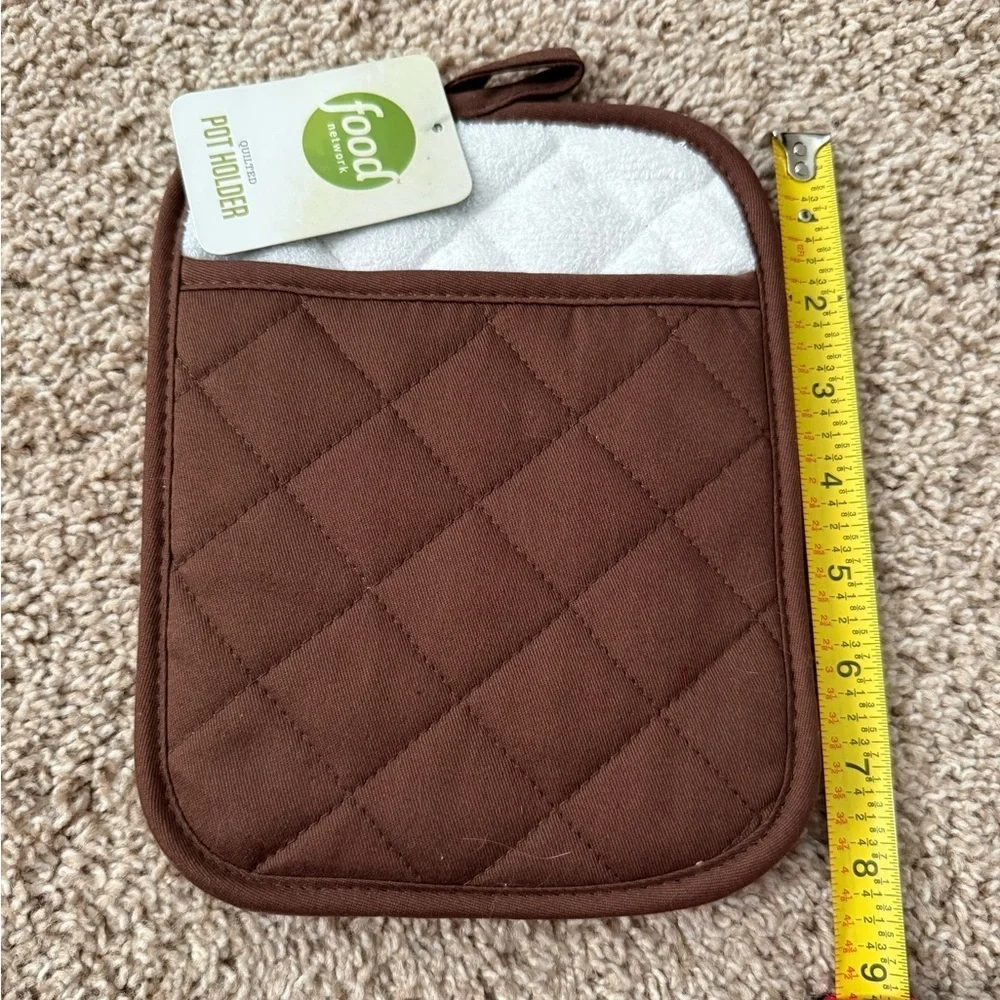 NWT Food Network | Quilted Brown and White Pot Holder | 100% Cotton
